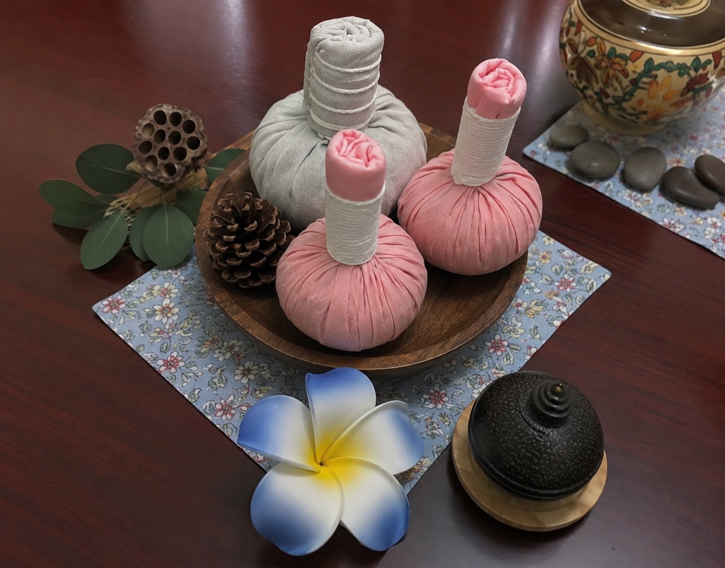 Thai herbal compress therapy